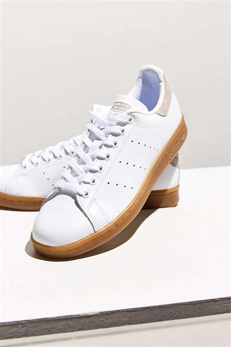 stan smith gumsole